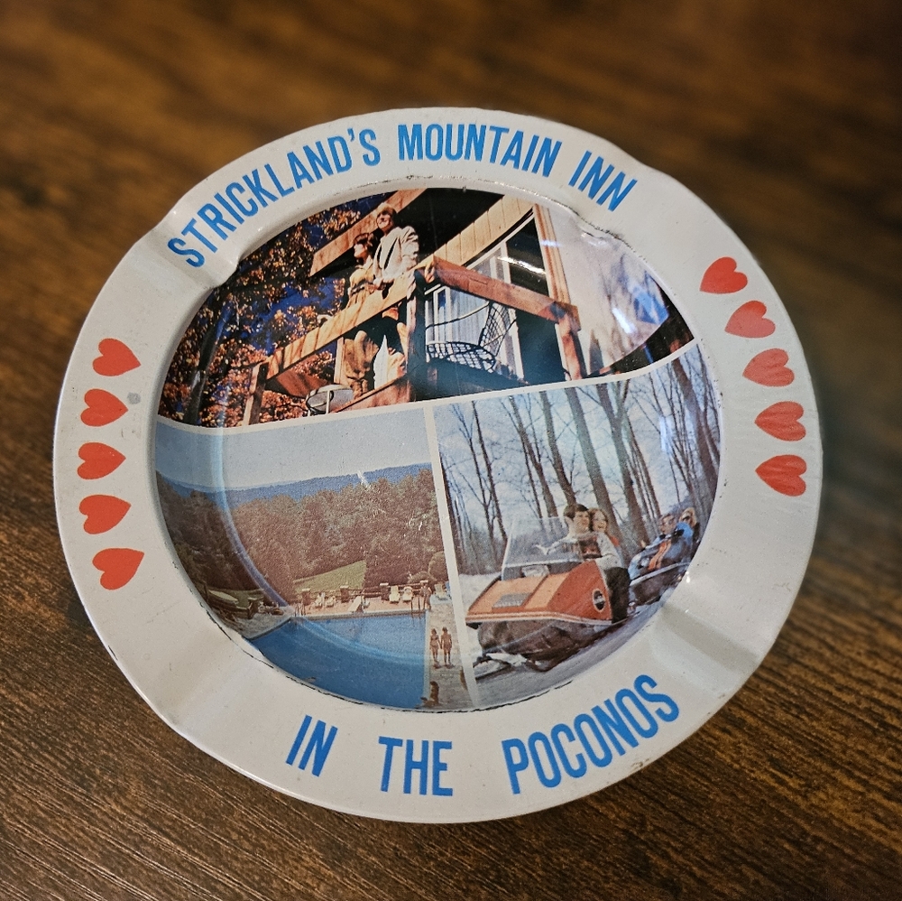 Vintage ashtray- Strickland's Mountain Inn